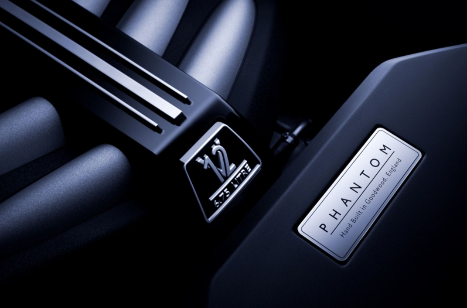 โรลส์-รอยซ์ แฟนท่อม VIII - Rolls-Royce Phantom VIII 