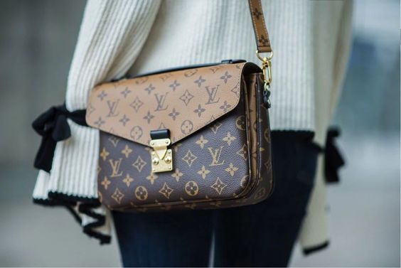 Louis Vuitton Leather : The Monogram
