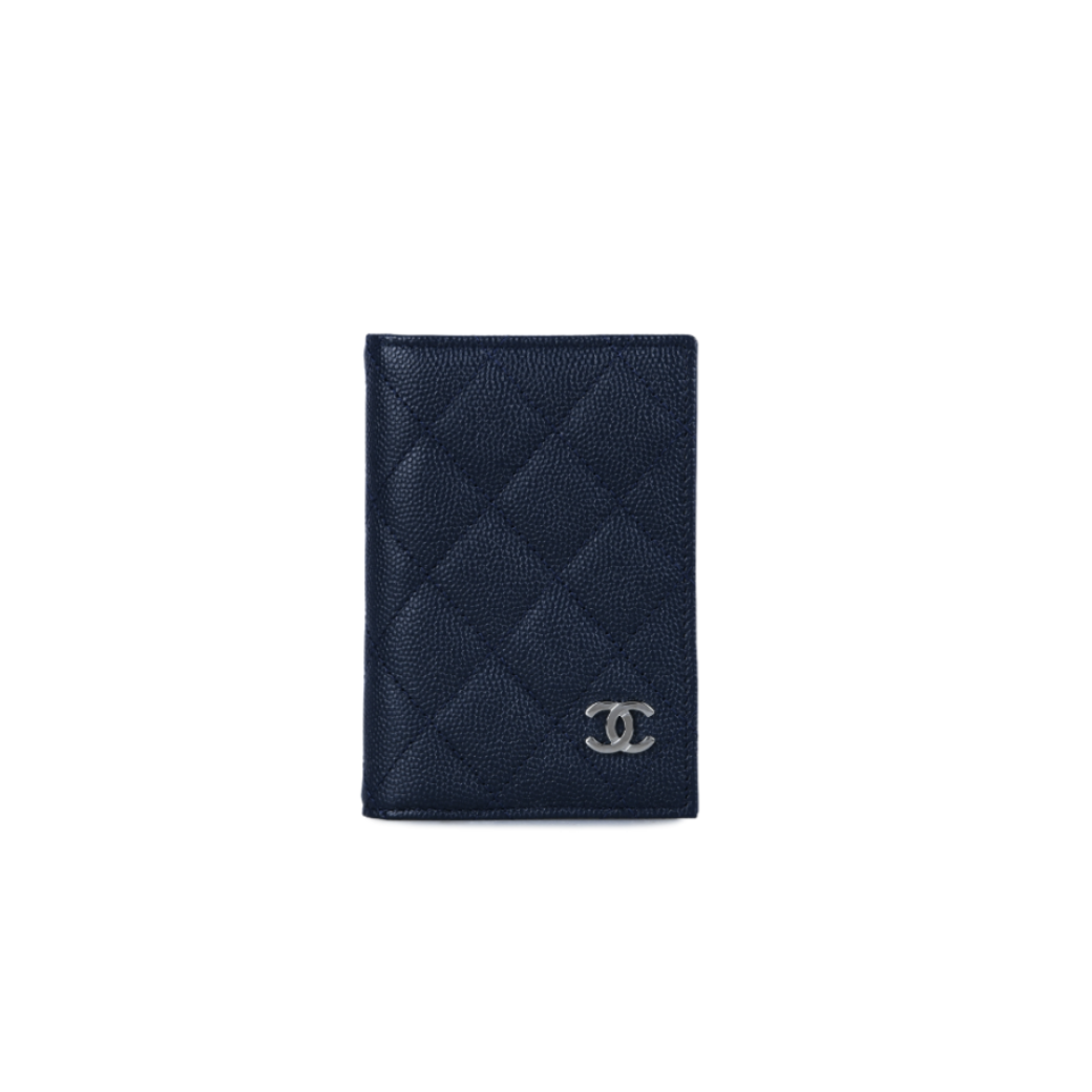 Chanel Caviar Quilted Card Holder in Nany Blue Holo26